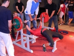 LISF kausu izcīņa poverliftingā
